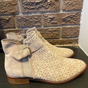 Beige Eyelet Ankle Boots